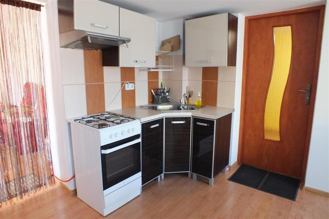 Dom Na Lesnej Gorze Apartment Лесна Екстериор снимка